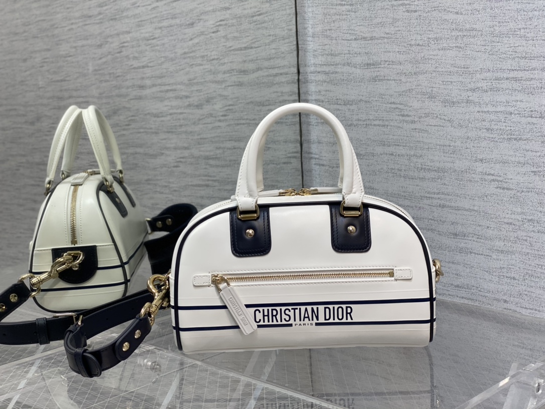 DIOR VIBE 保龄球包 牛皮 字母压印 橡胶底