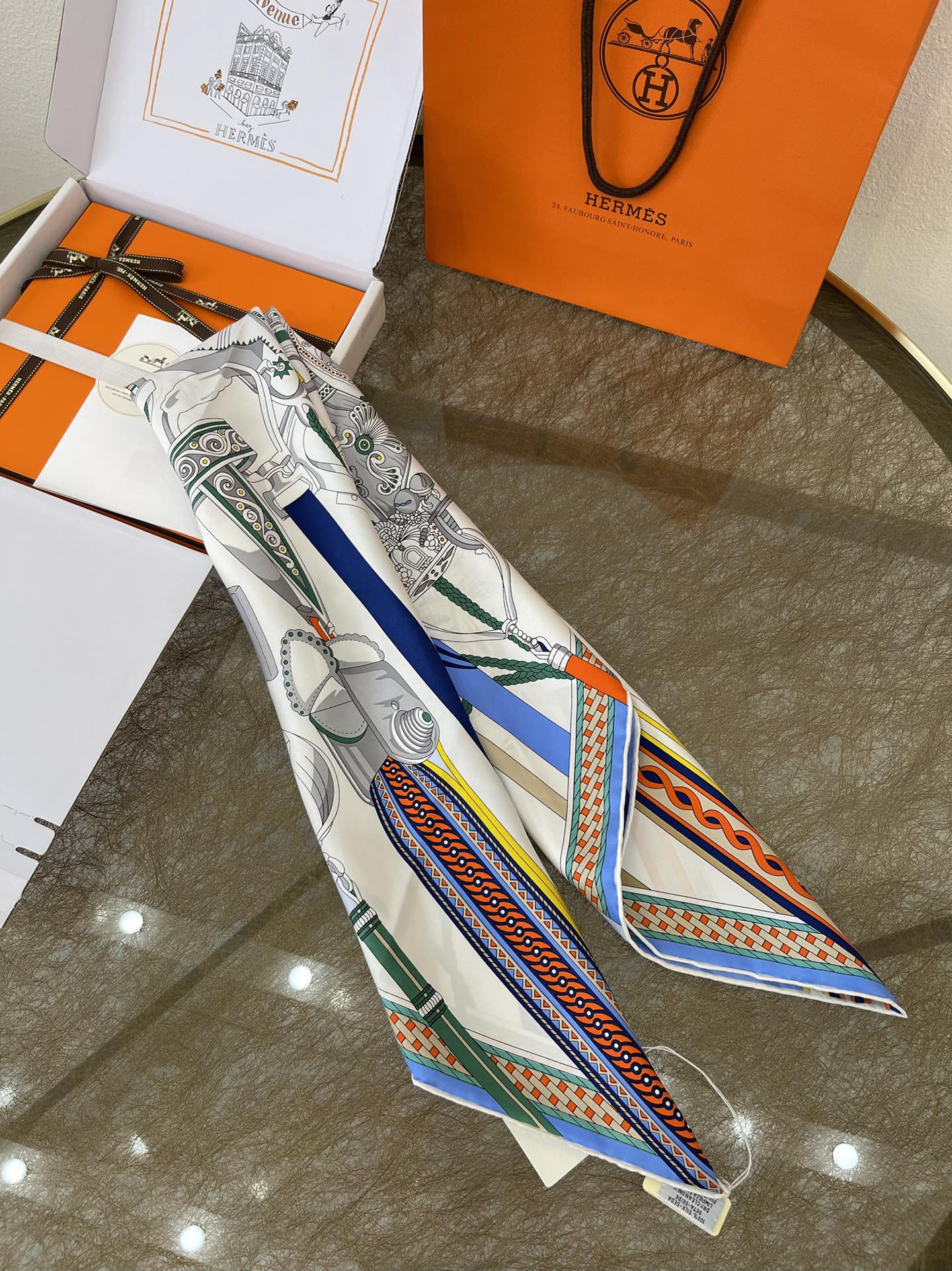 Hermes爱马仕『马镫竞赛』100%真丝方巾