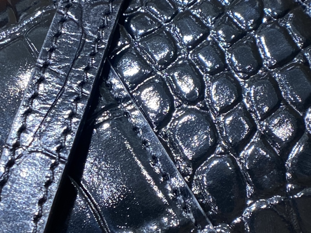 Balenciaga Hourglass XS 19CM BAG 鳄鱼纹沙漏包 592833黑色/金扣