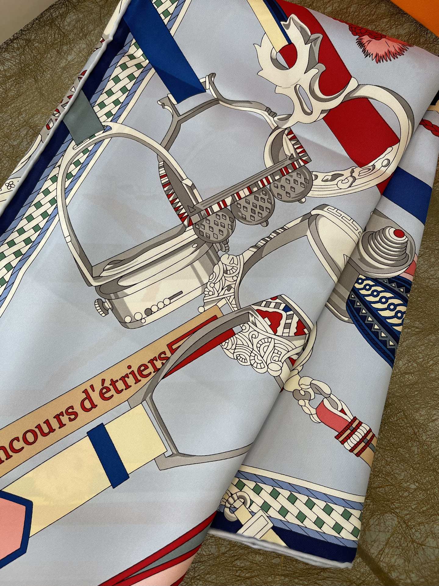 Hermes爱马仕『马镫竞赛』100%真丝方巾