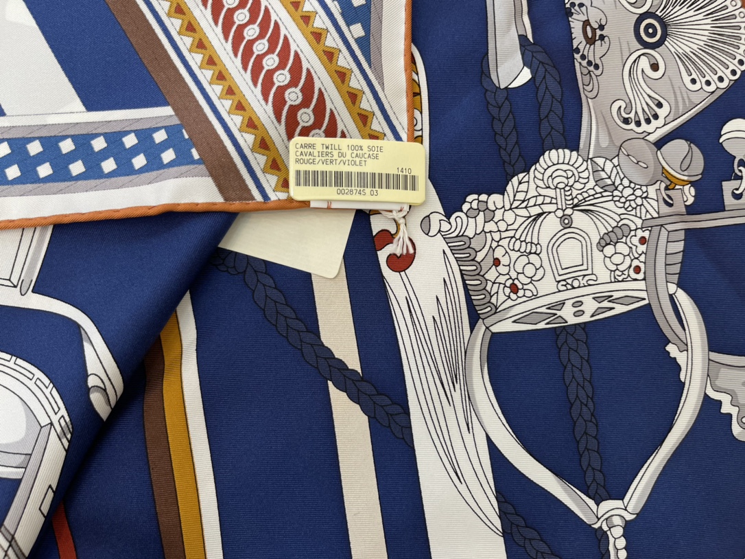 Hermes爱马仕『马镫竞赛』100%真丝方巾