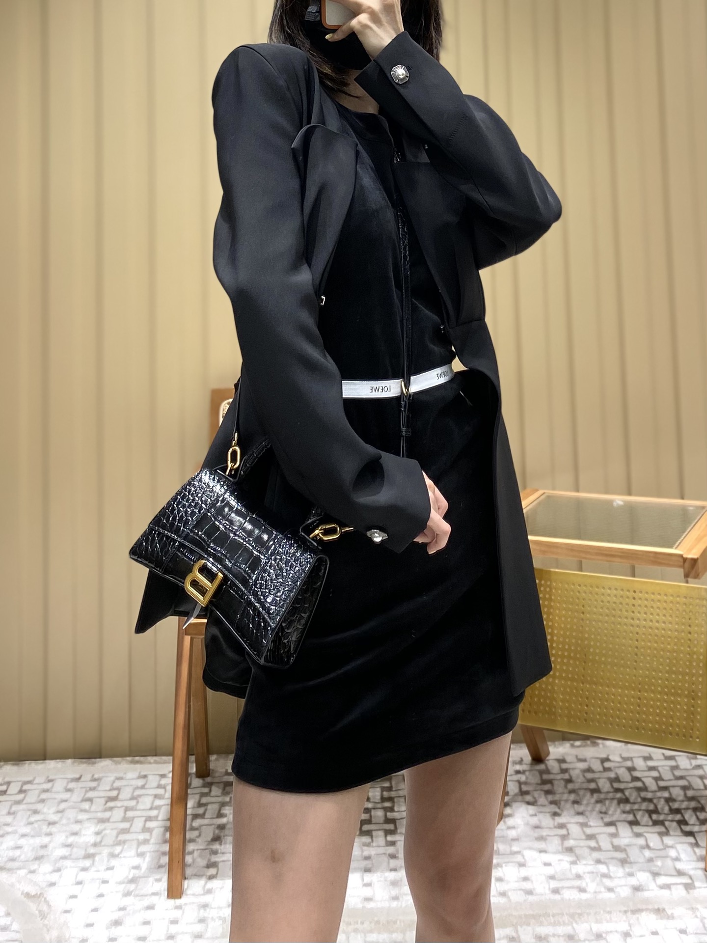 Balenciaga Hourglass XS 19CM BAG 鳄鱼纹沙漏包 592833黑色/金扣