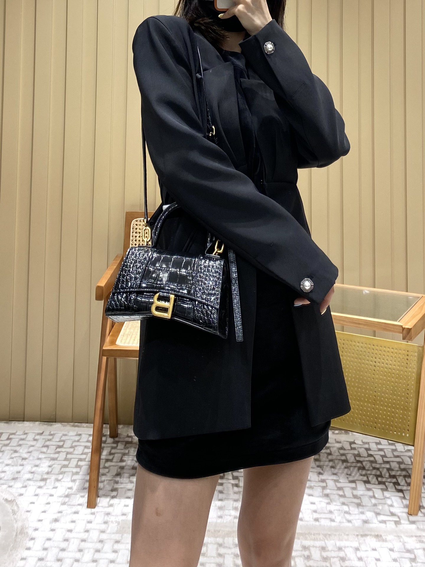 Balenciaga Hourglass XS 19CM BAG 鳄鱼纹沙漏包 592833黑色/金扣