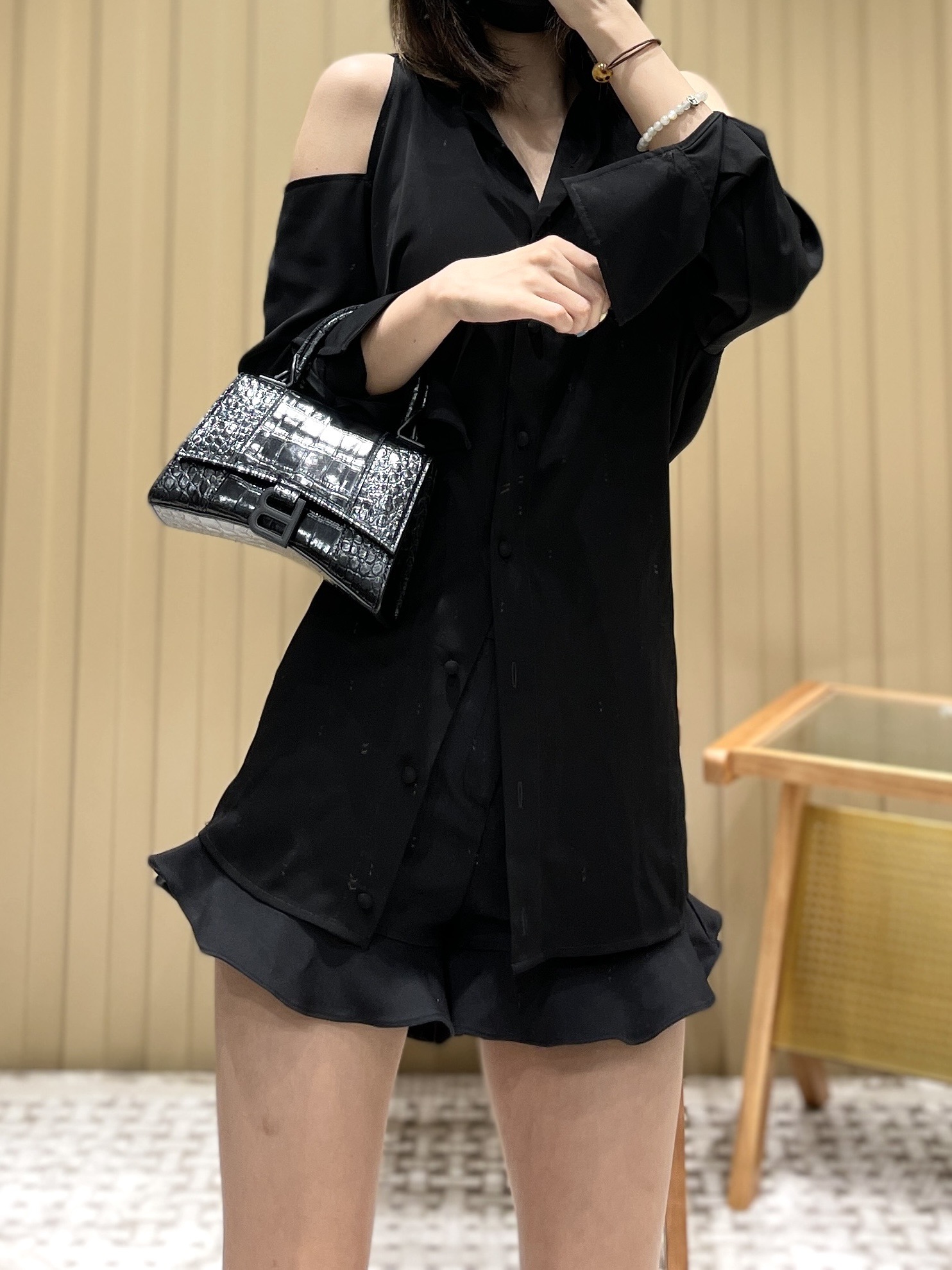 Balenciaga Hourglass XS 19CM BAG 鳄鱼纹沙漏包 592833黑色/黑扣