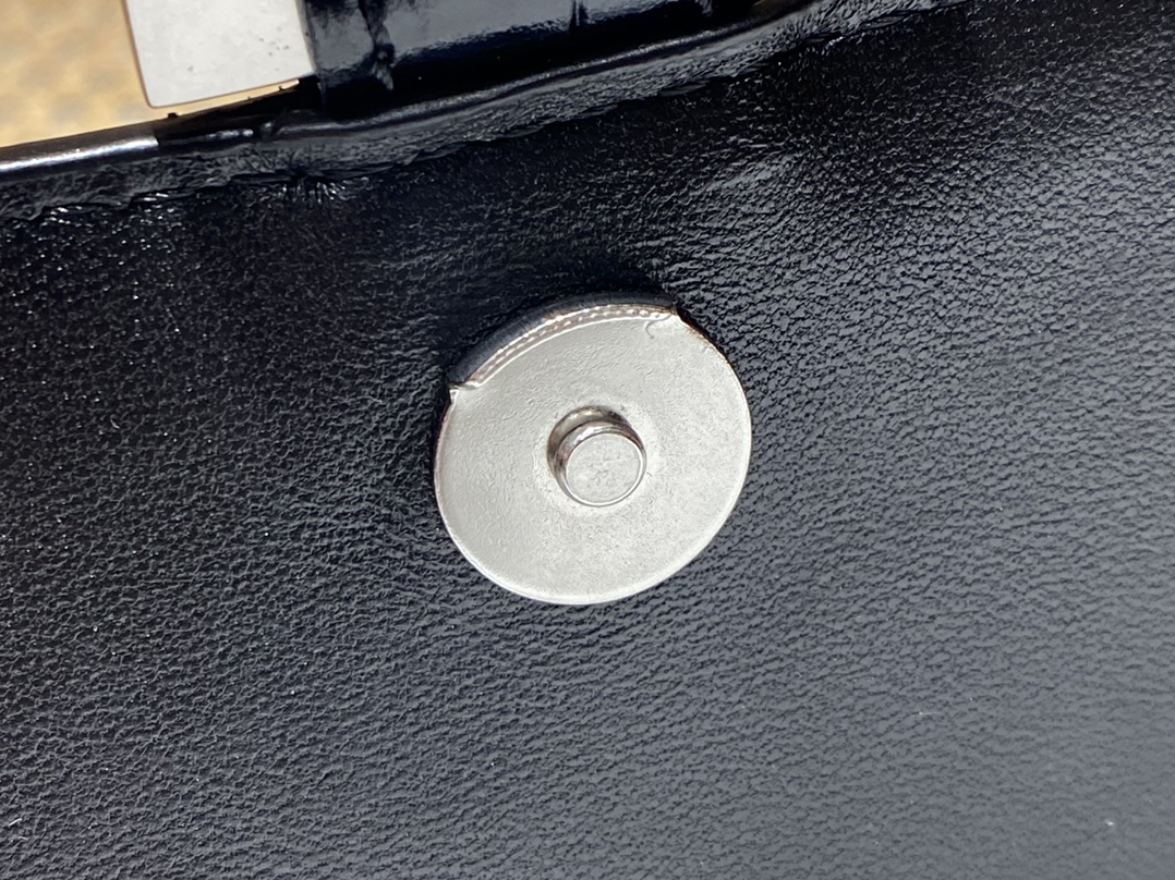 Balenciaga Hourglass XS 19CM BAG 鳄鱼纹沙漏包 592833黑色/银扣