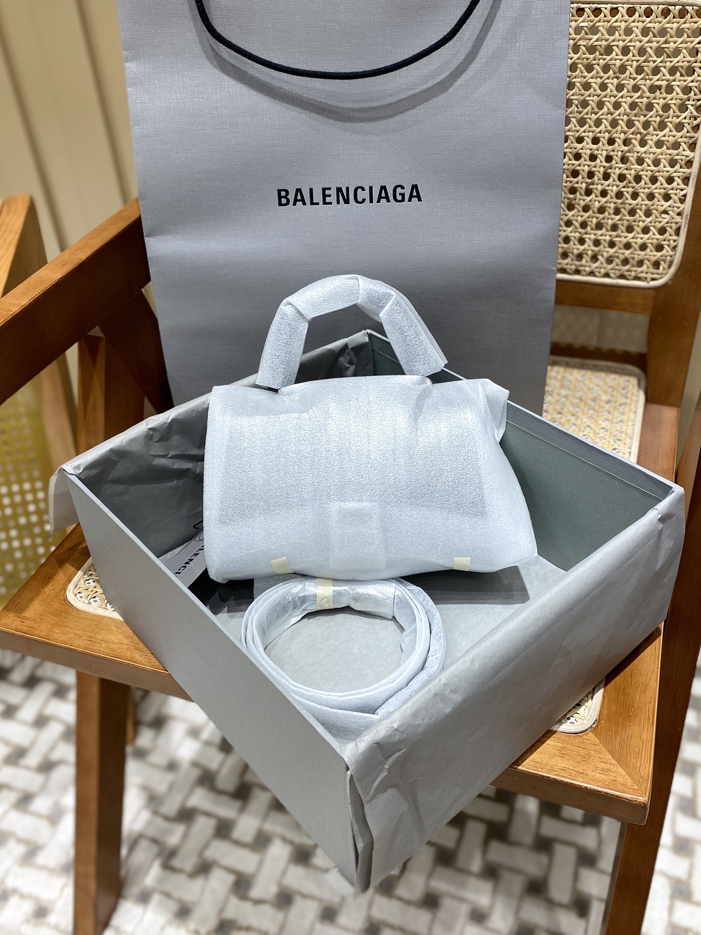 Balenciaga Hourglass XS 19CM BAG 鳄鱼纹沙漏包 592833黑色/银扣