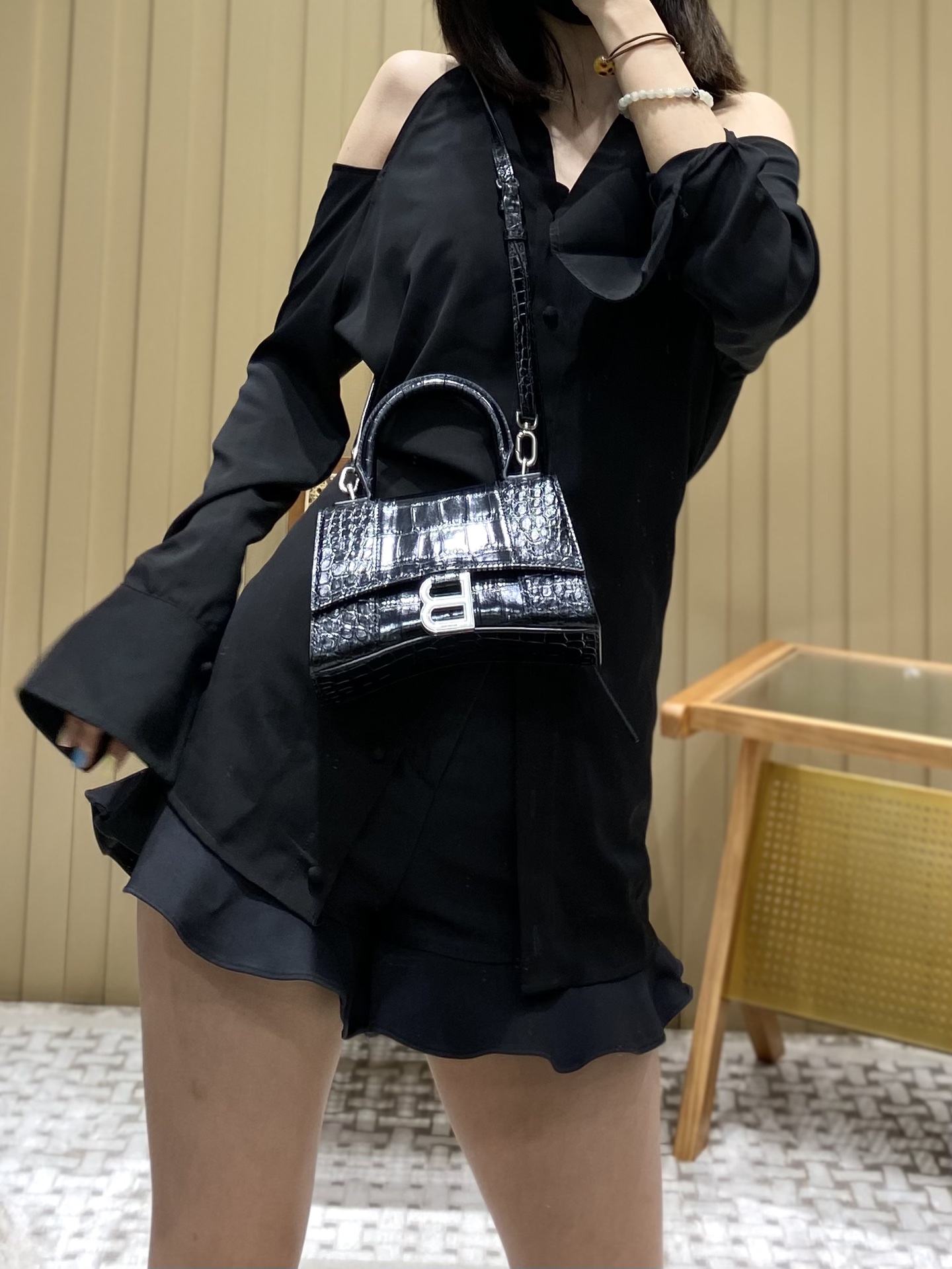 Balenciaga Hourglass XS 19CM BAG 鳄鱼纹沙漏包 592833黑色/银扣