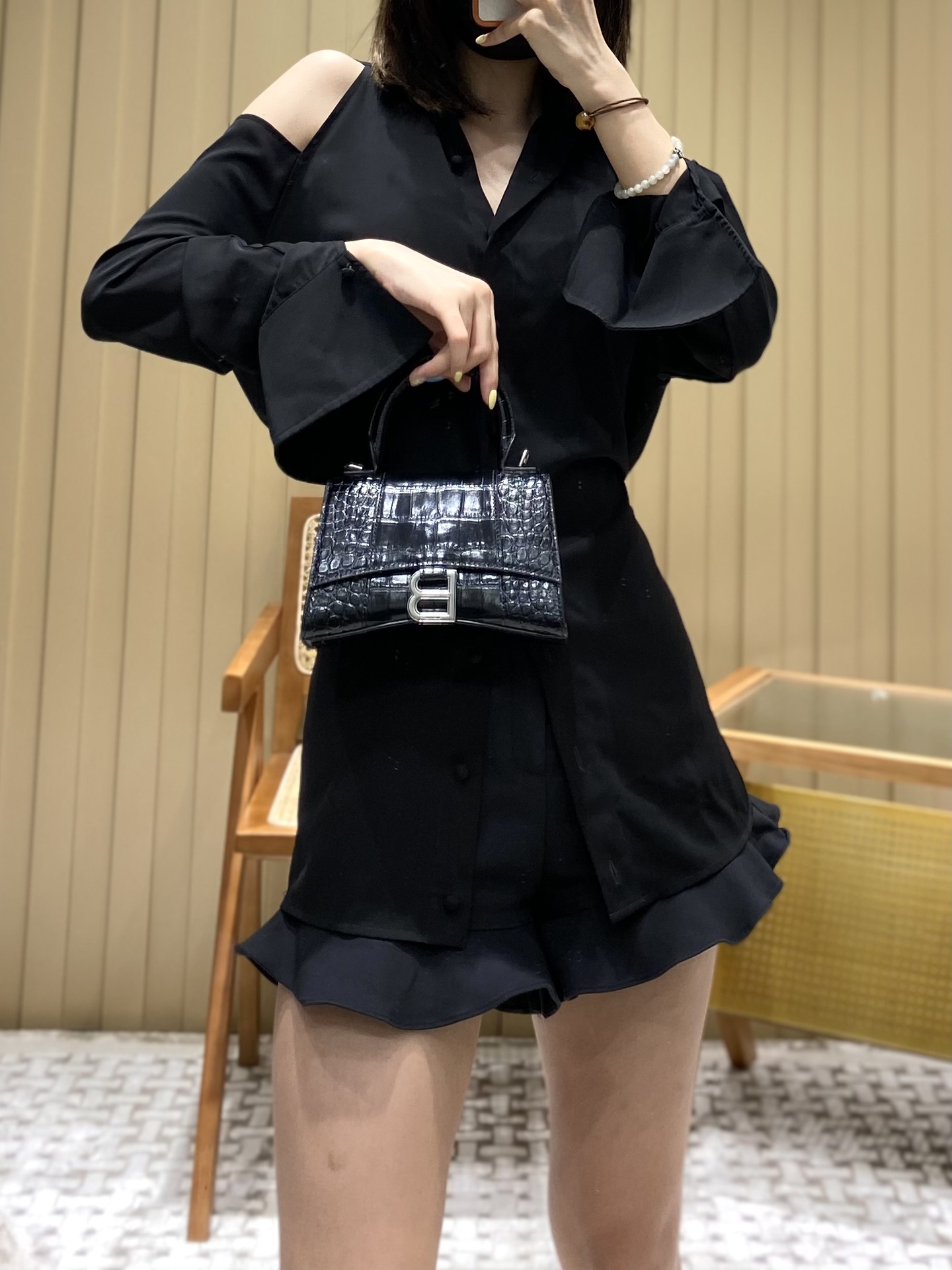 Balenciaga Hourglass XS 19CM BAG 鳄鱼纹沙漏包 592833黑色/银扣