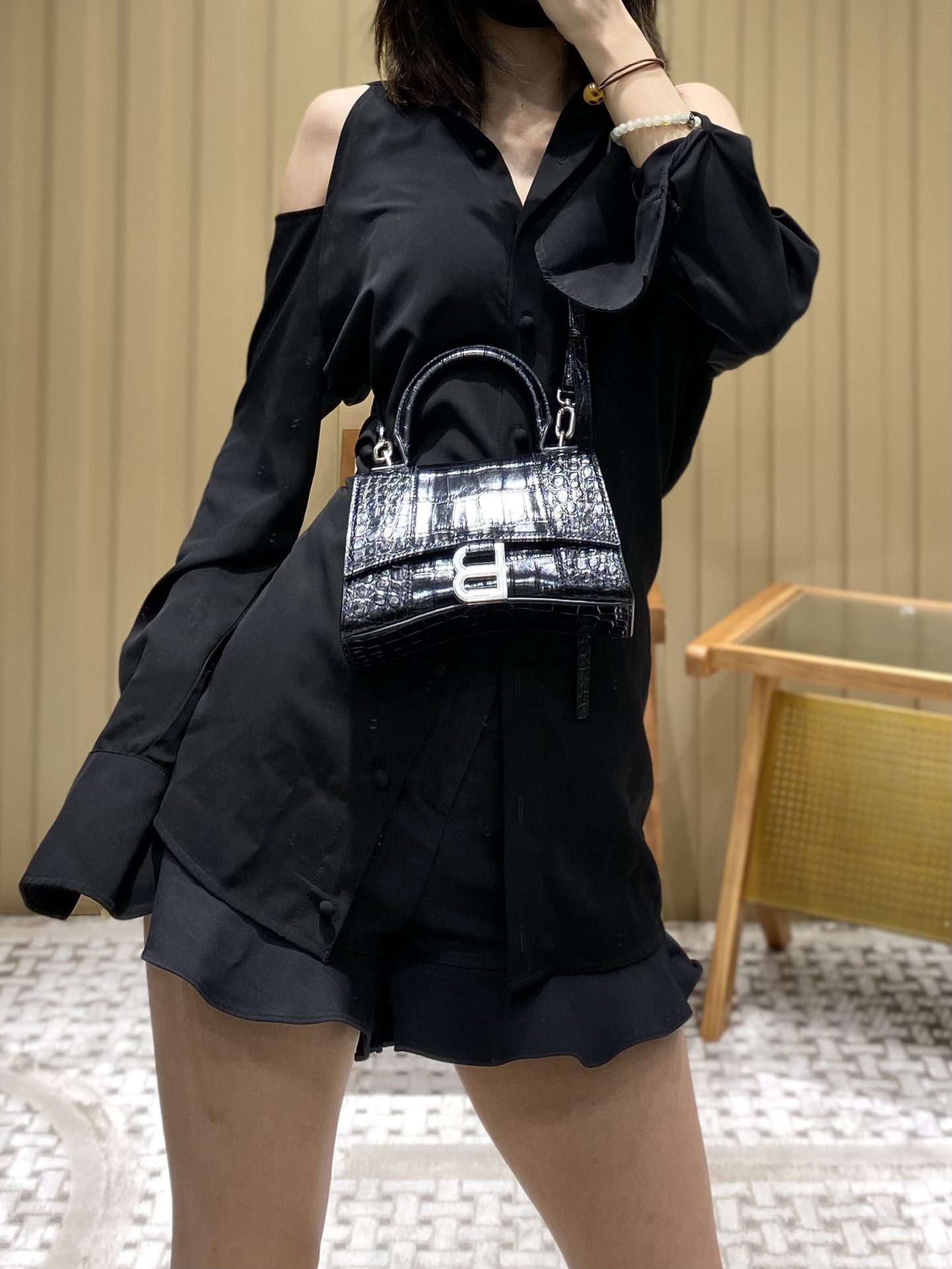 Balenciaga Hourglass XS 19CM BAG 鳄鱼纹沙漏包 592833黑色/银扣