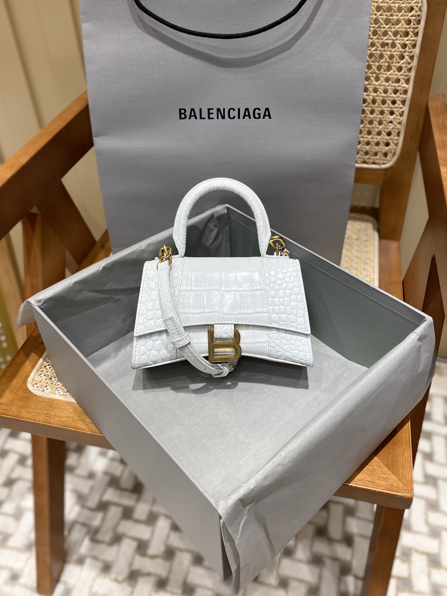 Balenciaga Hourglass XS 19CM BAG 鳄鱼纹沙漏包 592833白色/金扣