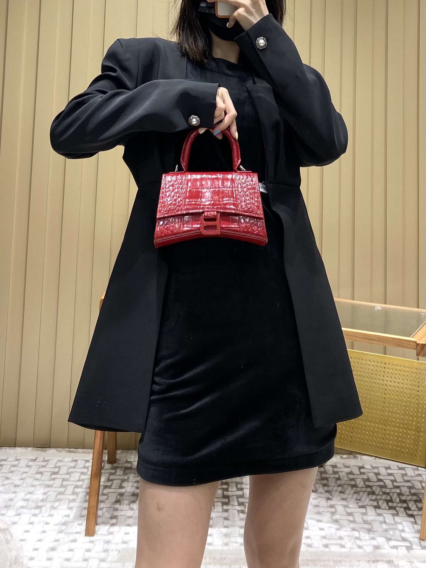 Balenciaga Hourglass XS 19CM BAG 鳄鱼纹沙漏包 592833红色/红扣