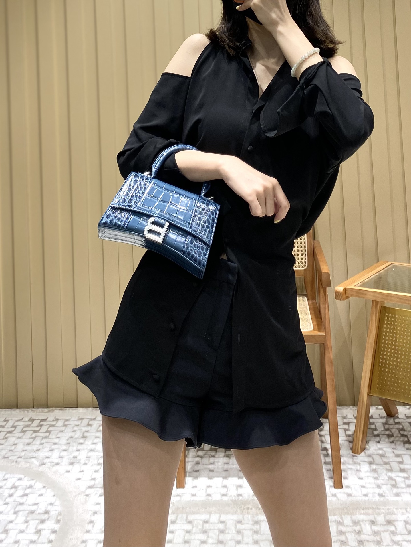 Balenciaga Hourglass XS 19CM BAG 鳄鱼纹沙漏包 592833灰蓝/银扣