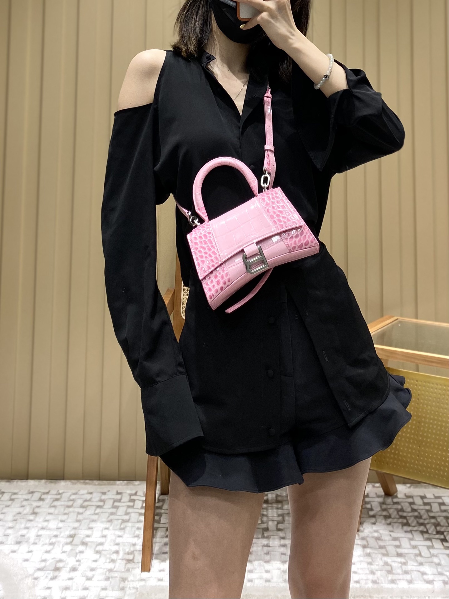 Balenciaga Hourglass XS 19CM BAG 鳄鱼纹沙漏包 592833樱花粉/银扣