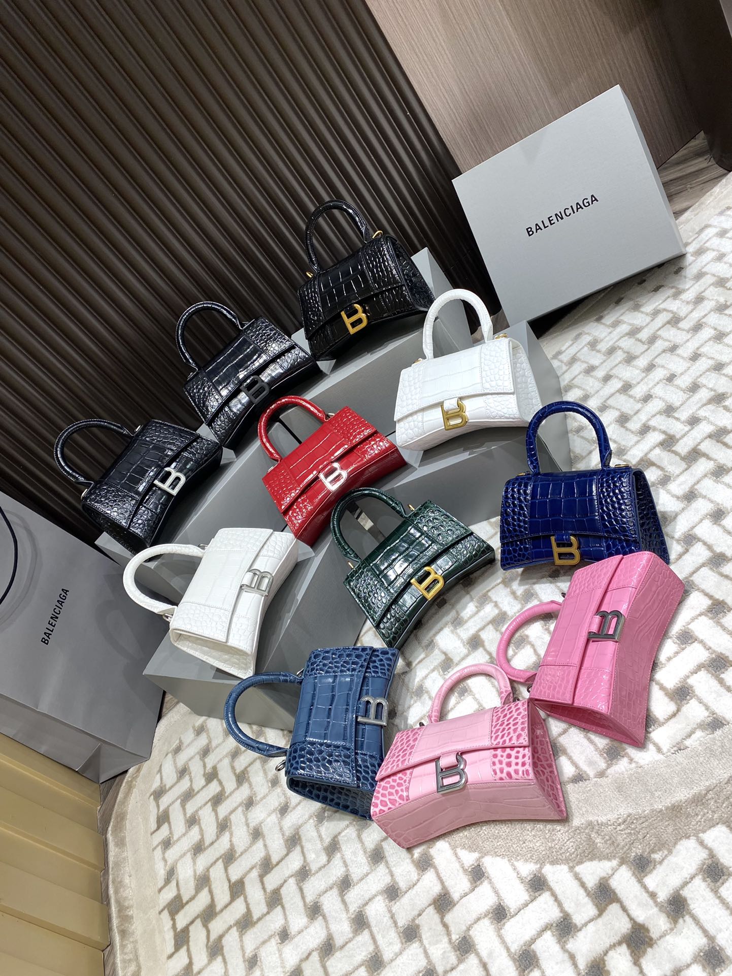 Balenciaga Hourglass XS 19CM BAG 鳄鱼纹沙漏包 592833黑色/金扣