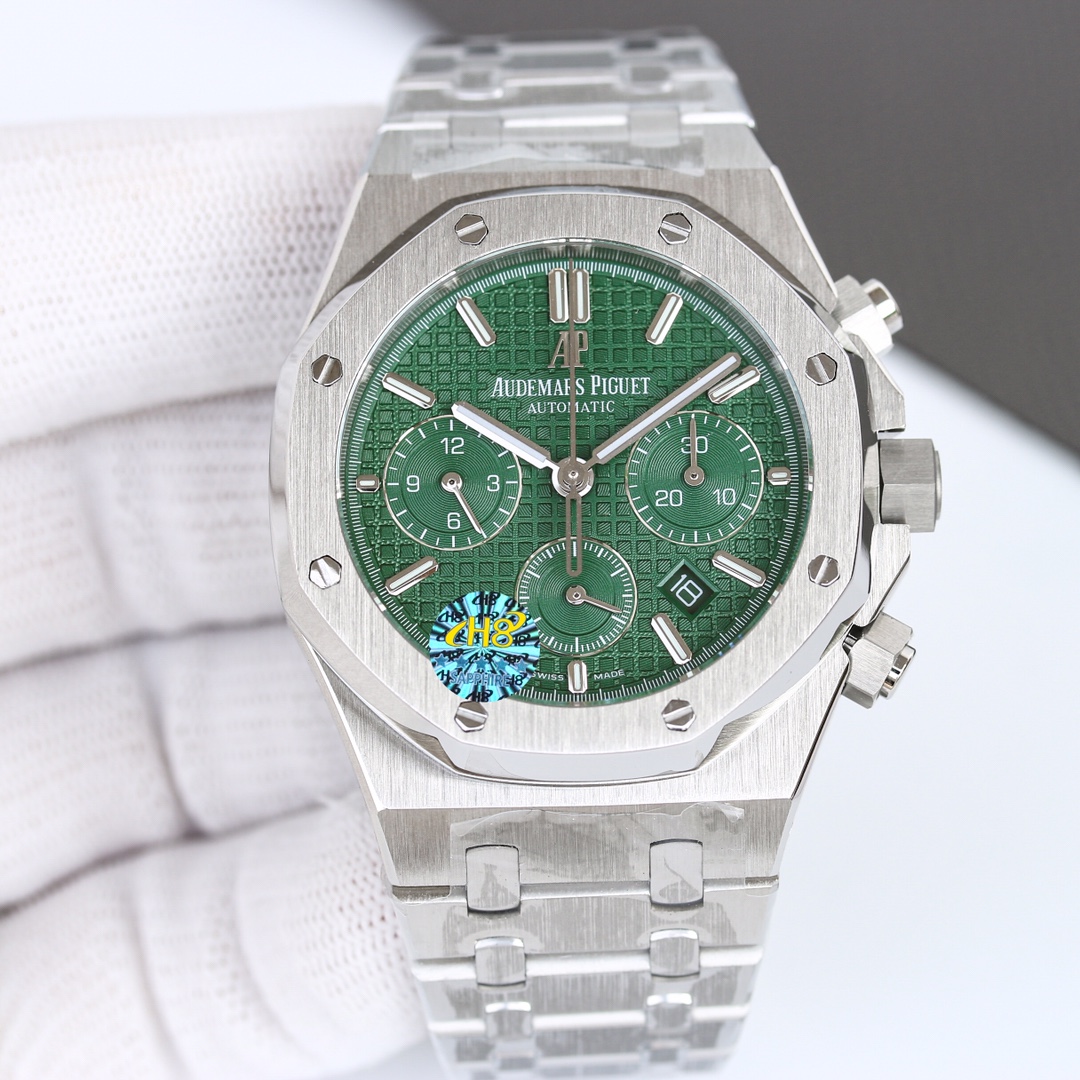 白钢1500,玫钢1600💰
H8新品 AP/爱彼 皇家橡树系列26331OR计时码表,采用同正品一致(6字位小秒)7750计时机芯,316精钢表壳通过拉丝和部分抛光打磨处理之后,展现出精致而硬气的独特气质,粗犷大气的41mm表盘,劲道十足,超强夜光显示,可以在任何环境下读取时间