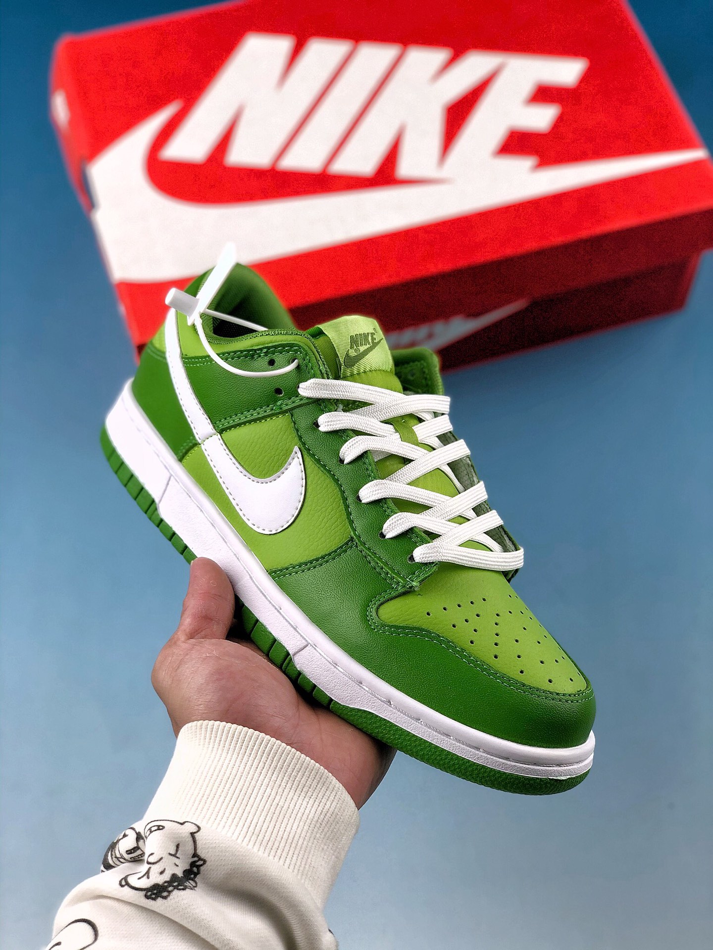 本地自取 支持放店
Nike Dunk Low “Green Apple” 苹果绿
货号：DJ6188-300
尺码：36 36.5 37.5 38 38.5 39 40 40.5 41 42 42.5 43 44 44.5 45