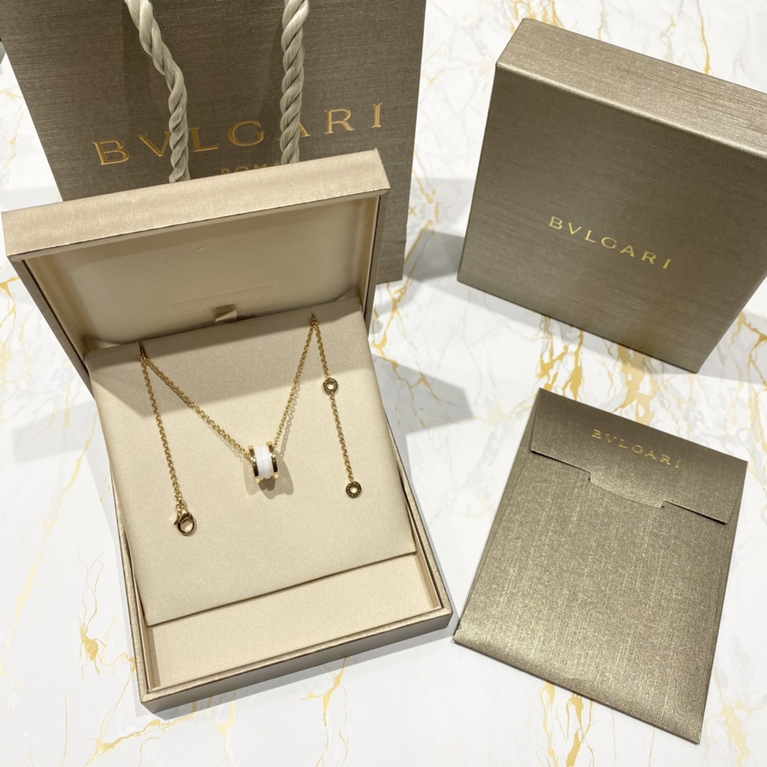Bvlgari necklace