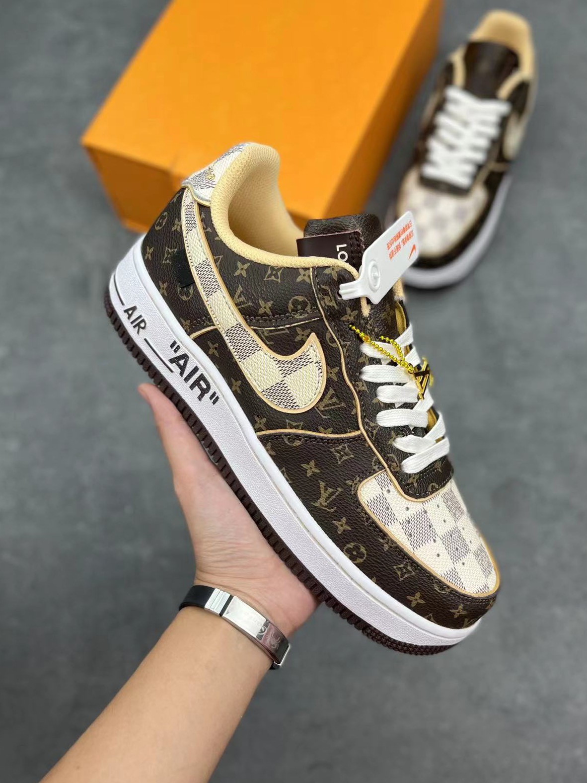Nike Air Force 1 x Louis Vuitton Collaboration - Premium Designer Sneakers 2 i1652300185 121 0