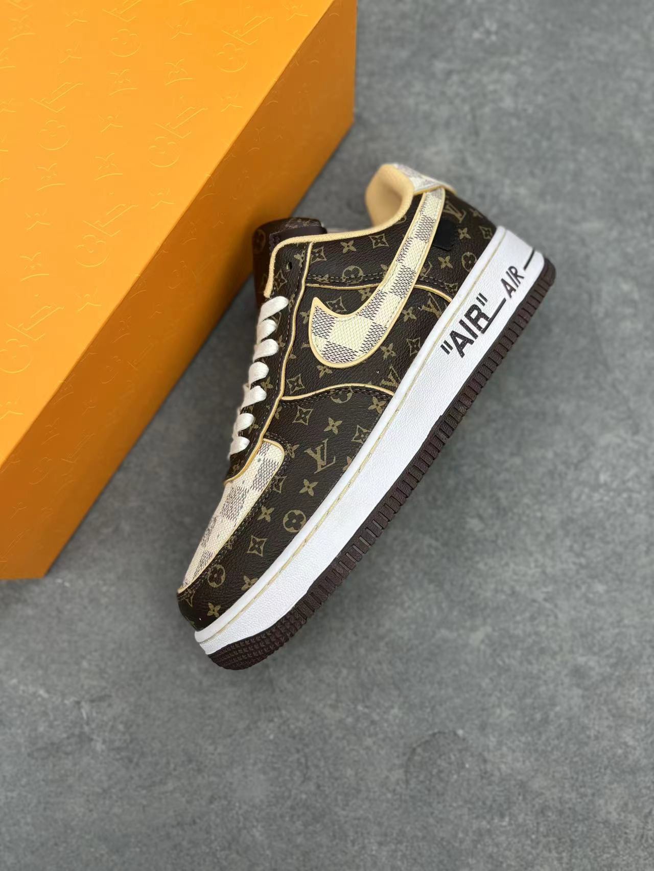 Nike Air Force 1 x Louis Vuitton Collaboration - Premium Designer Sneakers 8 i1652300185 5976 6