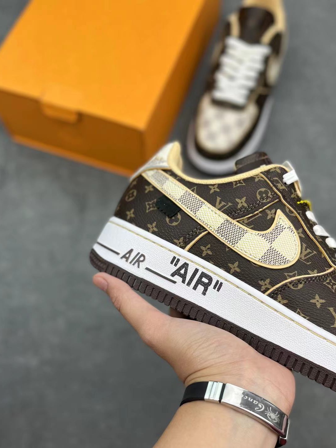 Nike Air Force 1 x Louis Vuitton Collaboration - Premium Designer Sneakers 6 i1652300185 8680 4