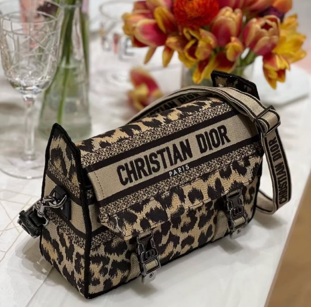 [Dior Women