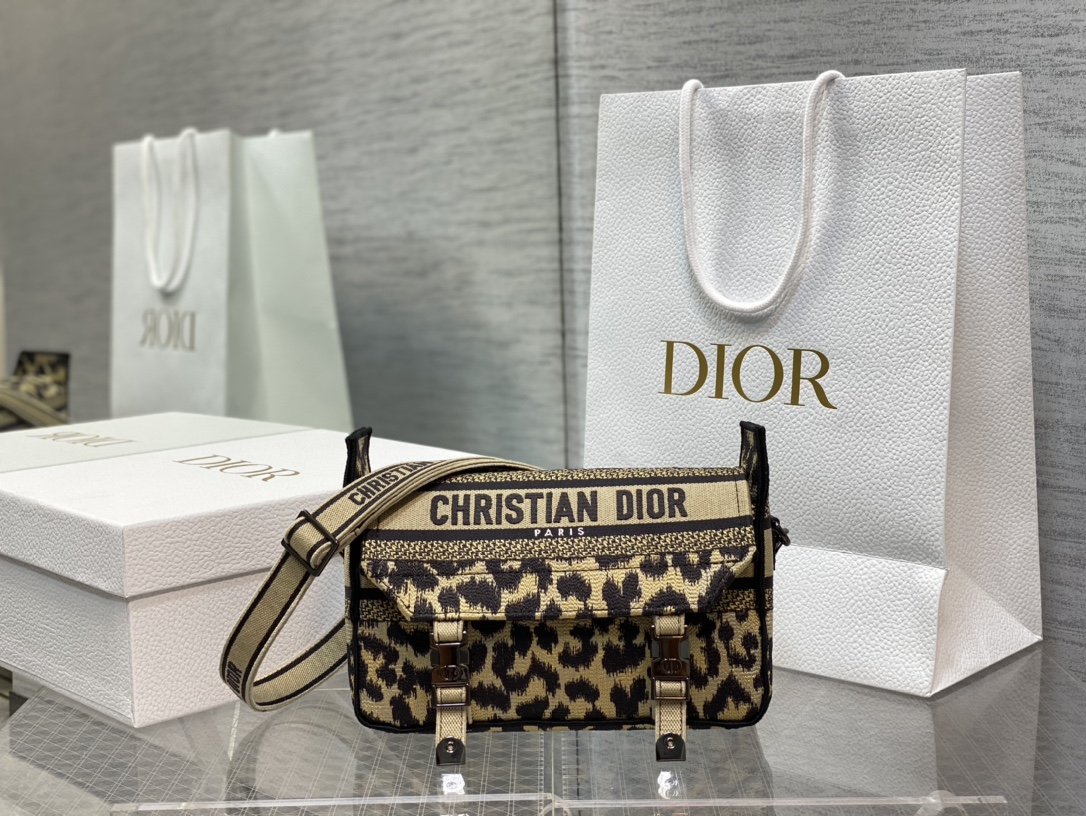 [Dior Women