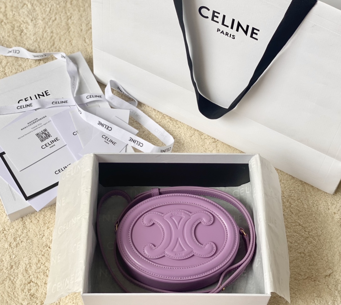 CELINE 光滑牛皮革斜挎椭圆形猪鼻子包 101703紫色