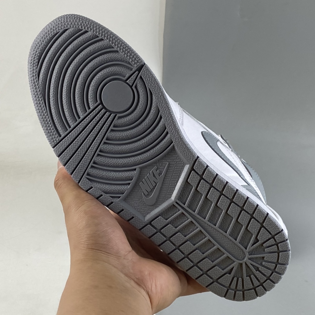 P280 Air Jordan 1 High OG ”Stealth” AJ1 乔1白灰 555088-037