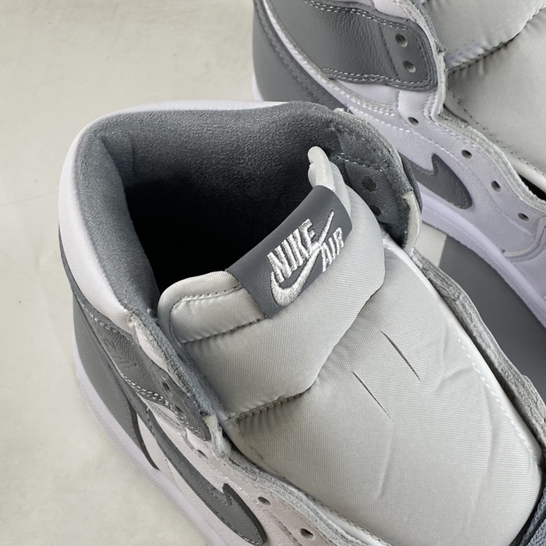 P280 Air Jordan 1 High OG ”Stealth” AJ1 乔1白灰 555088-037