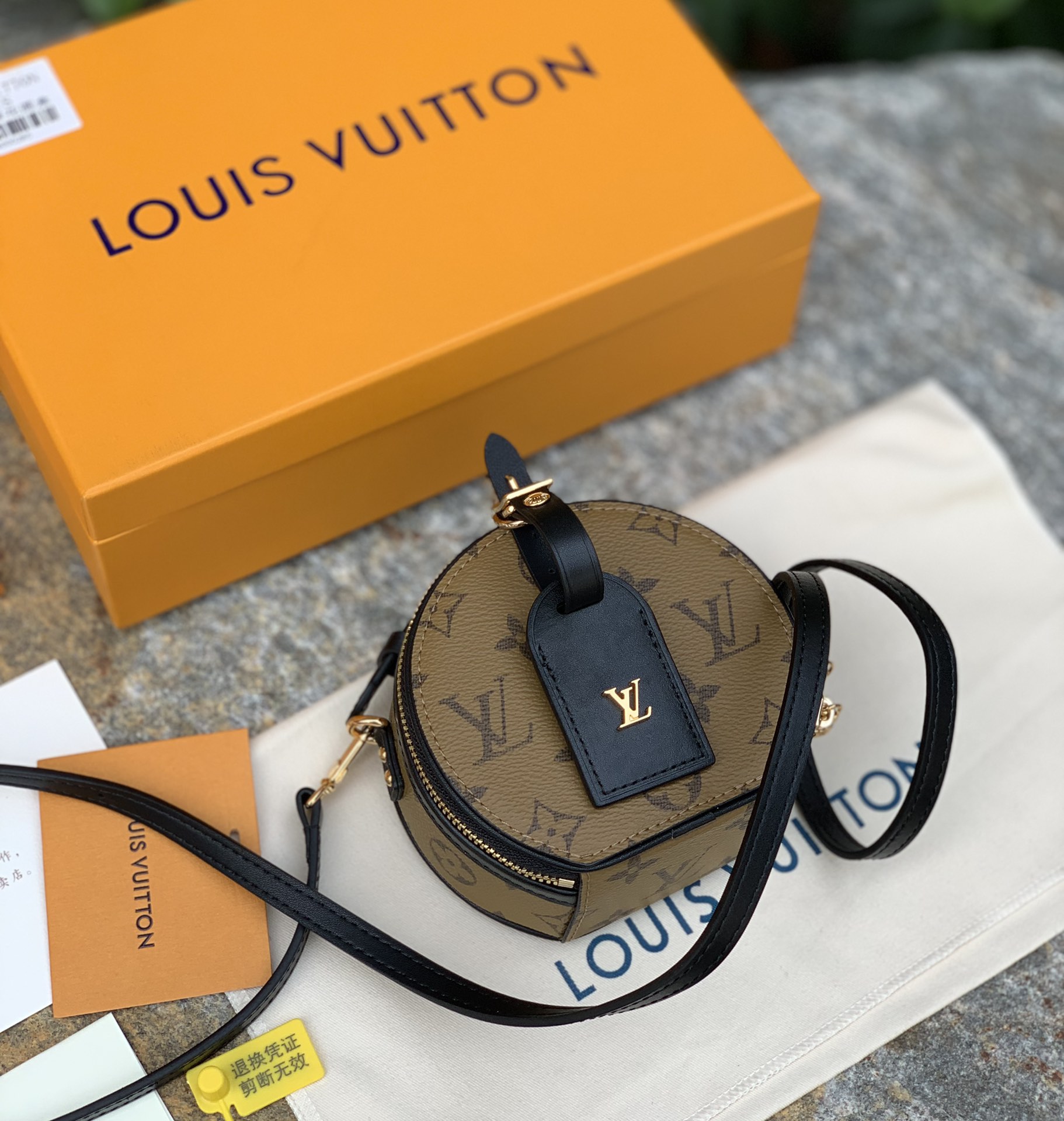 🌼 m68276尺寸13 x 12 x 6.5 cm百分百纯正的海外渠道！一个小小的硬饼官网卖到了1w7