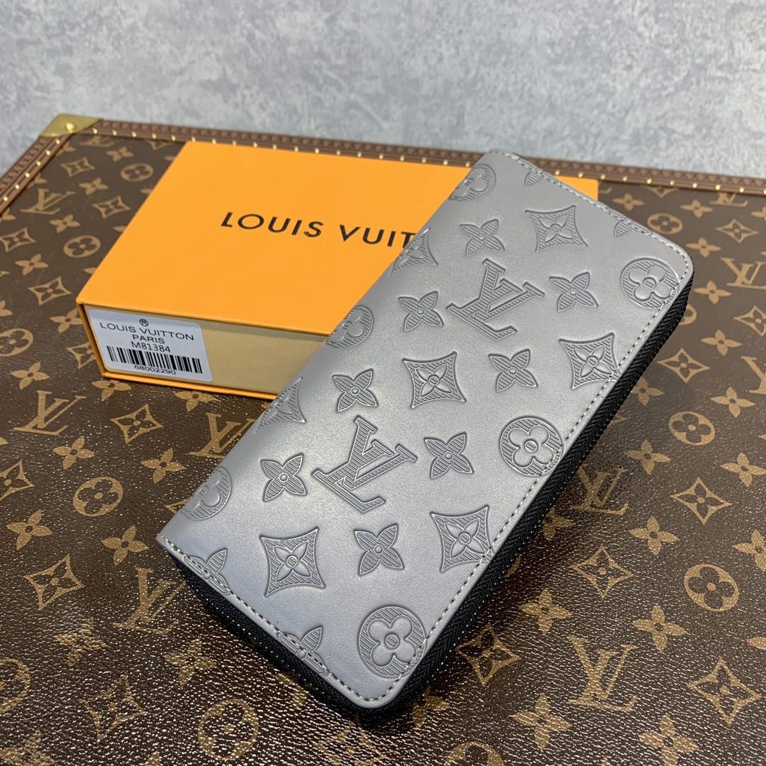 Louis Vuitton Wallet Grey Cowhide M81384