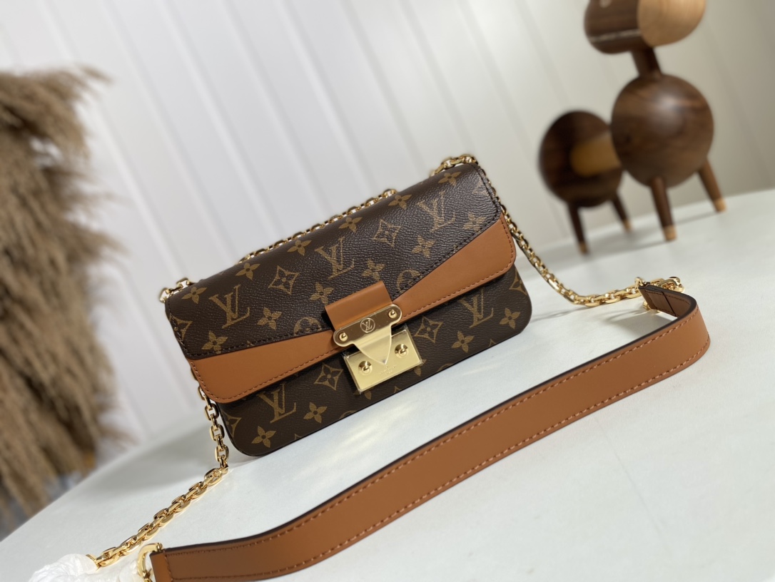 Online Store
 Louis Vuitton LV Pochette MeTis AAA+
 Handbags Crossbody & Shoulder Bags Brown Spring Collection Chains M46127