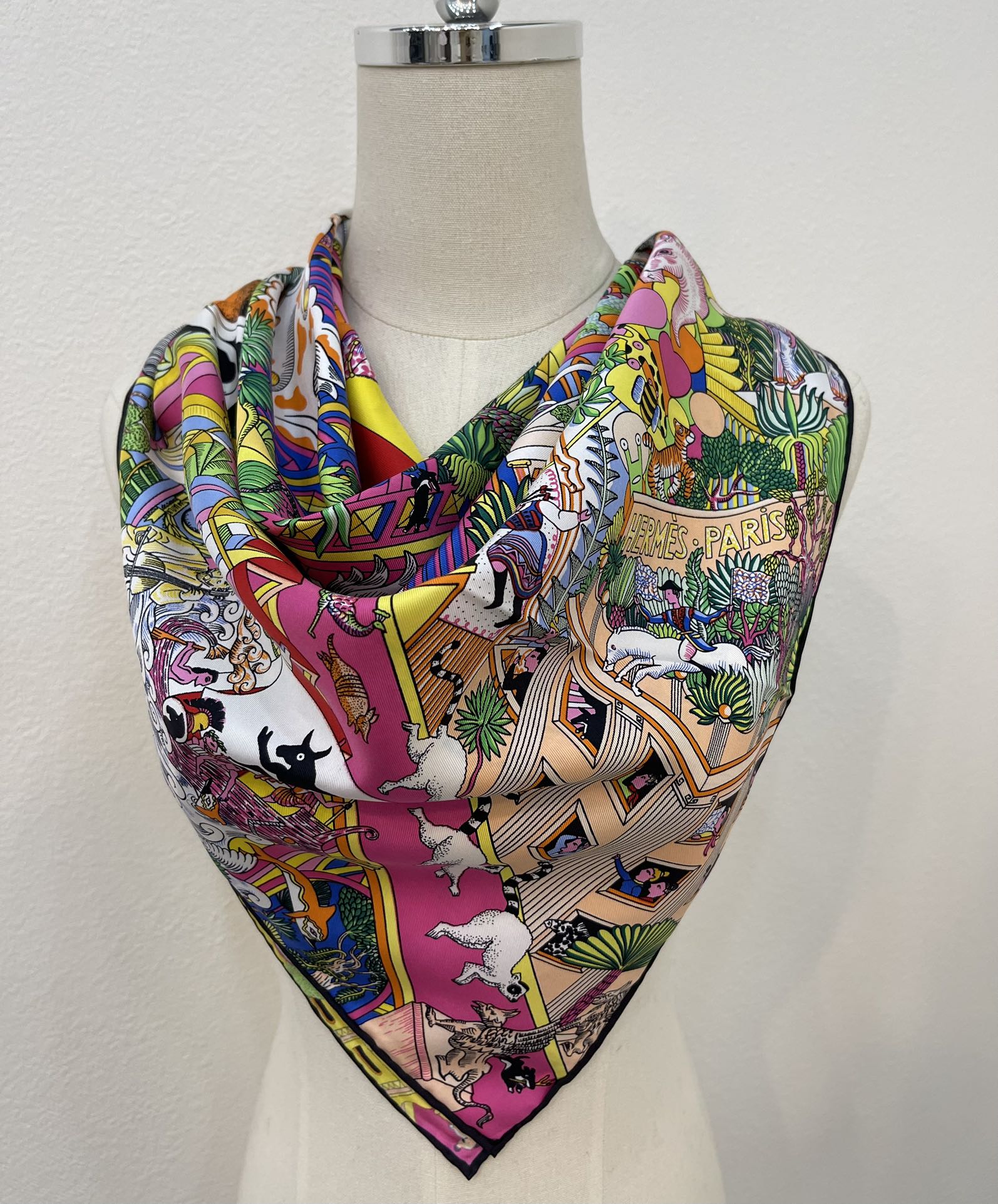 Hermes爱马仕『动物之城』100%真丝围巾