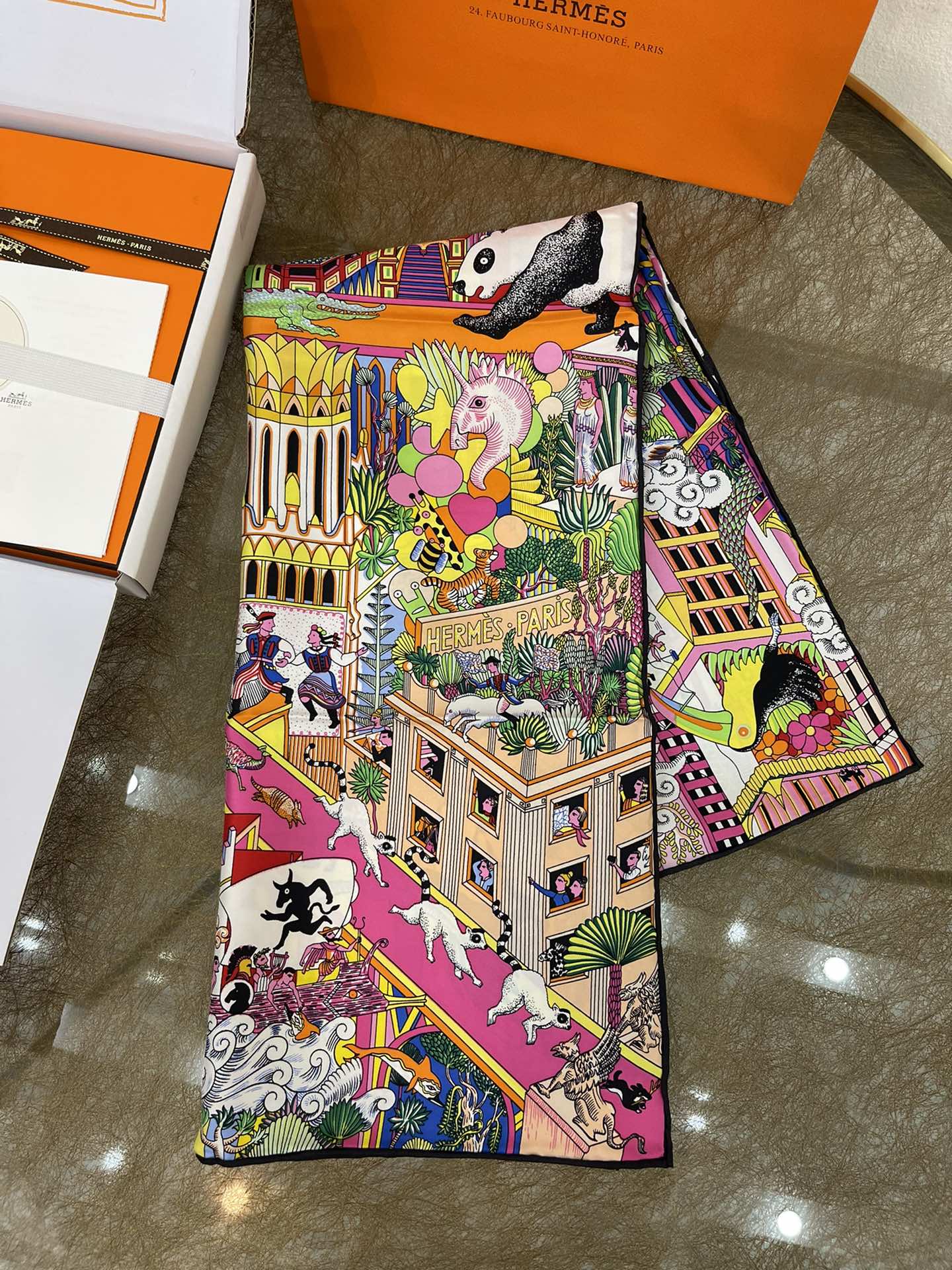 Hermes爱马仕『动物之城』100%真丝围巾