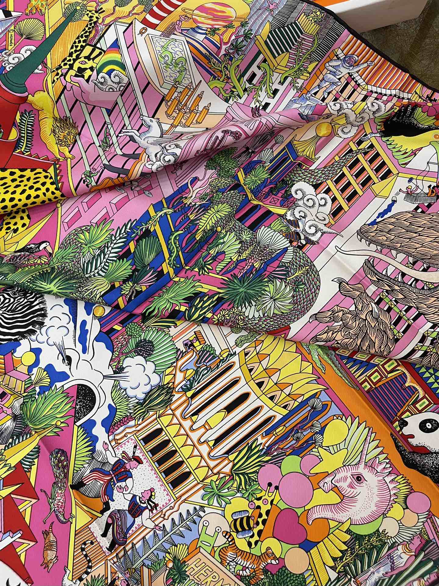 Hermes爱马仕『动物之城』100%真丝围巾