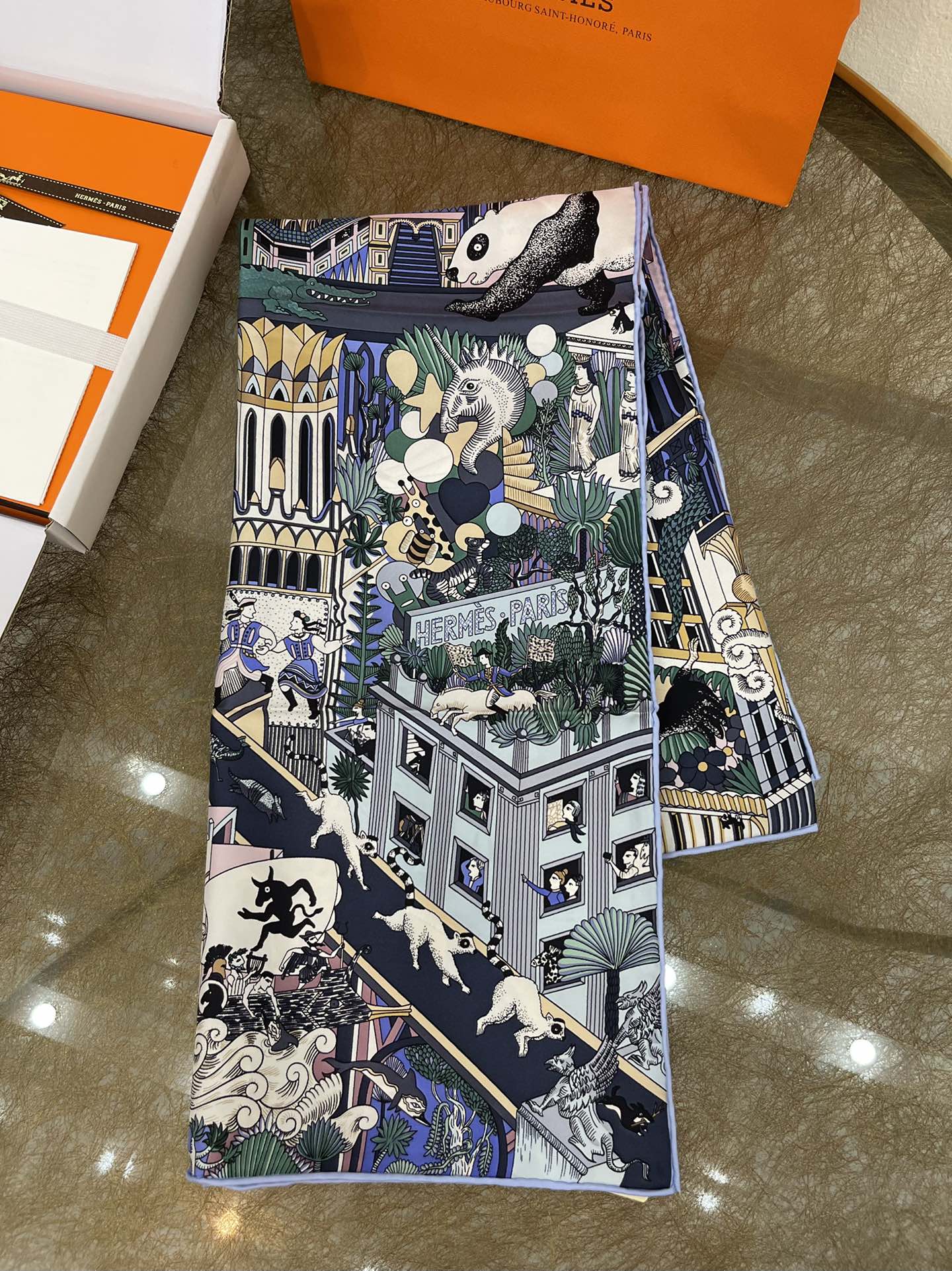 Hermes爱马仕『动物之城』100%真丝围巾