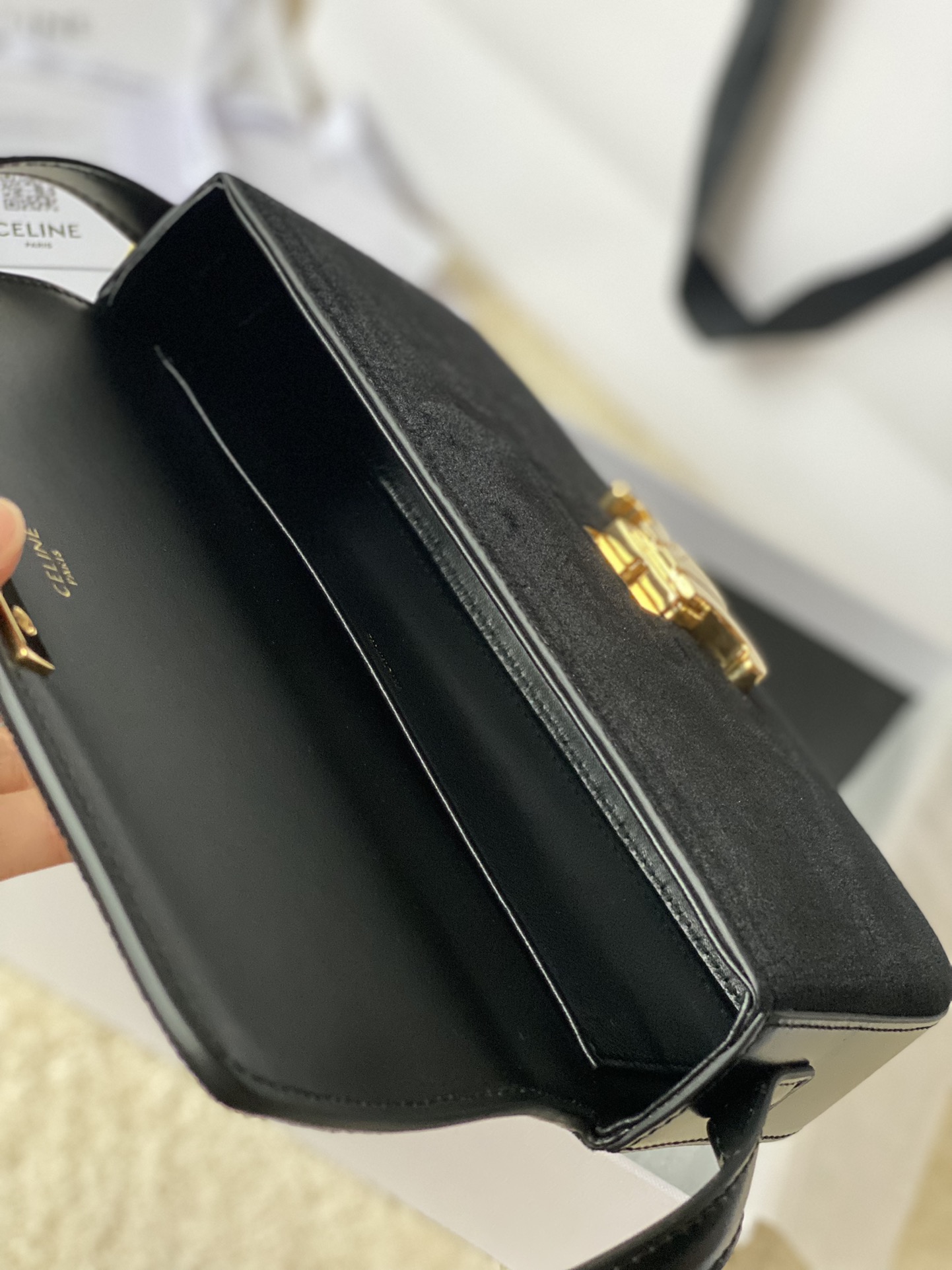 CELINE赛琳最新款凯旋门丝绒材质腋下包194143