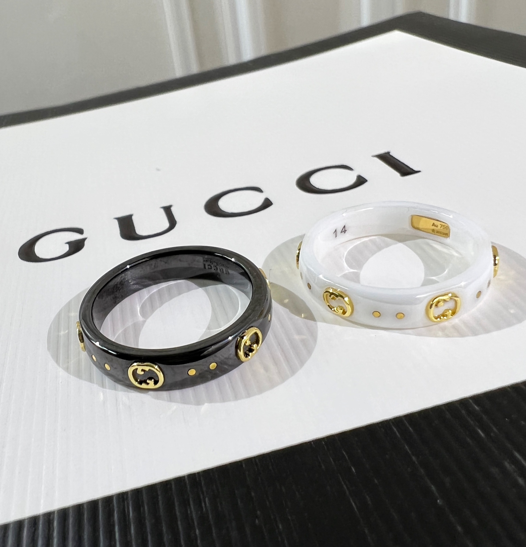 新款Gucci窄版黑白陶瓷戒指