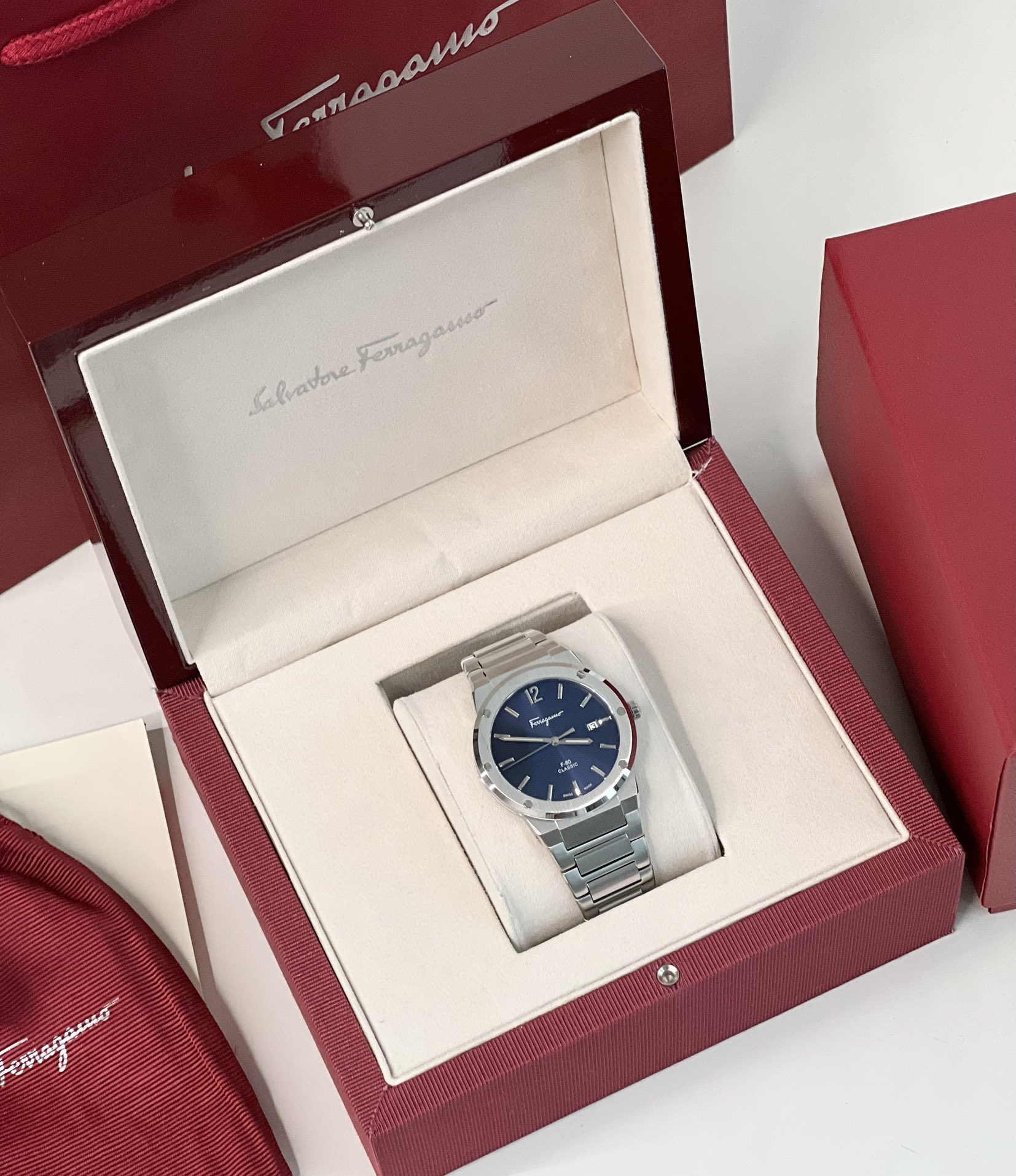 Firagmu F80 Swiss Core Watch: Stainless Steel, Sapphire Glass, 50m Water Resistance, $10,000. - 图片 1