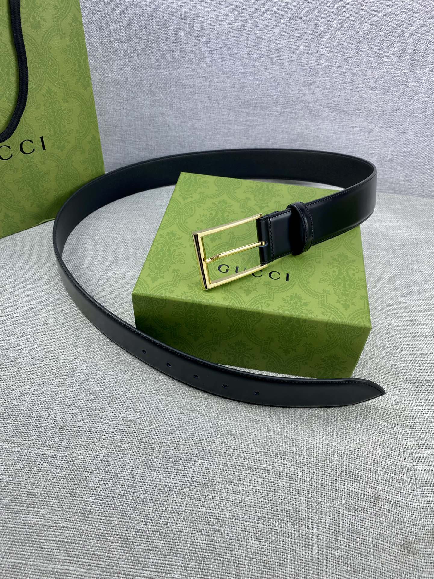 宽度4.0cm gucci 互扣式双G带原单钢扣-Chinese UA Cheap High Quatity Brand Clothes Bags handbags Sneakers wholesale wholesaler seller from China Factory suppliers Fashion Clothing Shoes best Quality Beautiful Price 宽度4.0cm gucci 互扣式双G带原单钢扣