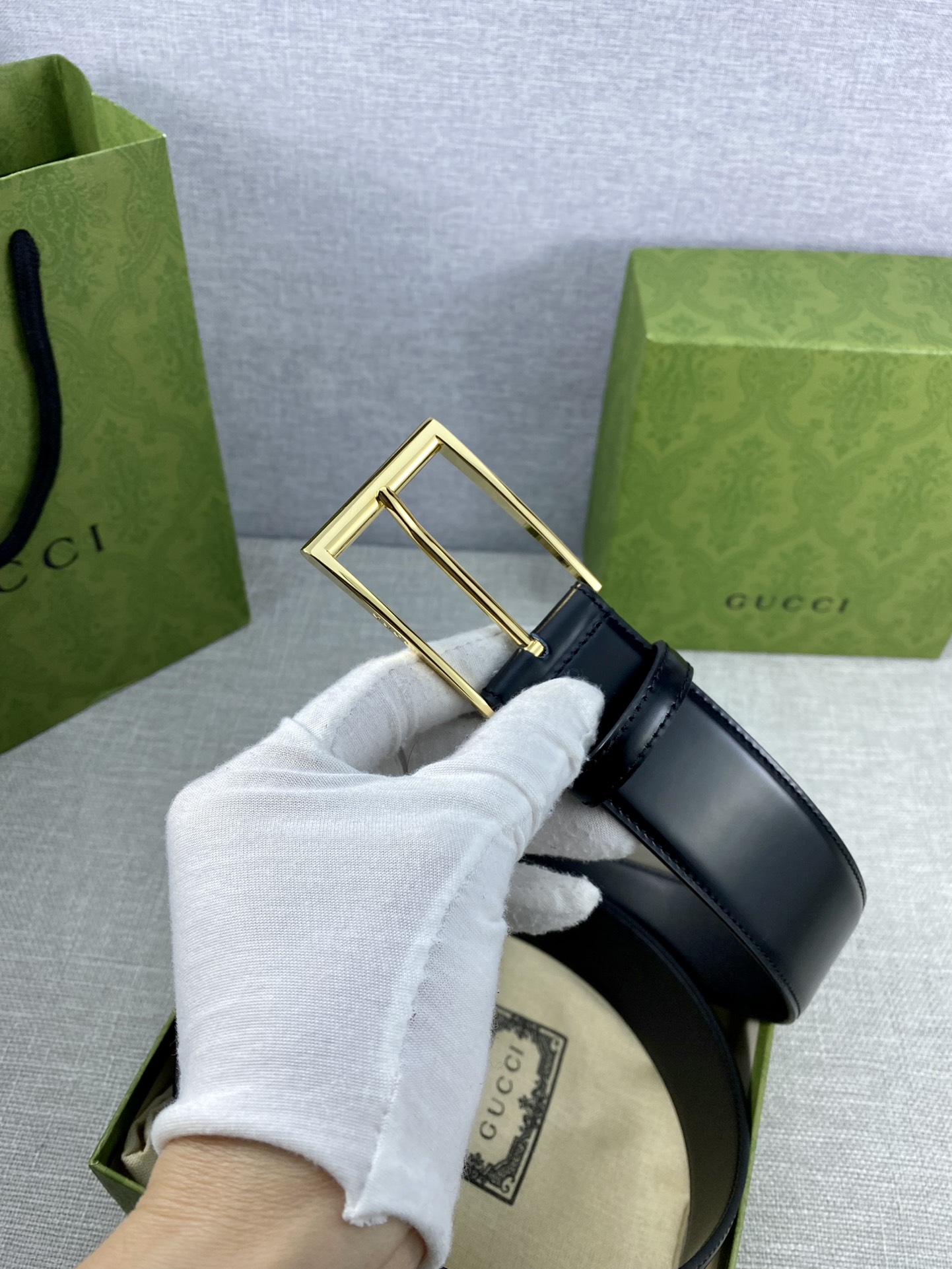 宽度4.0cm gucci 互扣式双G带原单钢扣-Chinese UA Cheap High Quatity Brand Clothes Bags handbags Sneakers wholesale wholesaler seller from China Factory suppliers Fashion Clothing Shoes best Quality Beautiful Price 宽度4.0cm gucci 互扣式双G带原单钢扣