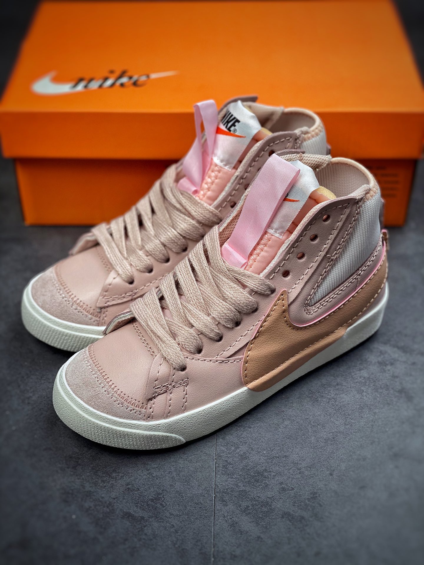 160 Nike Blazer Mid’77 Jumbo 白浅粉经典百搭低帮开拓者休闲运动板鞋 DQ1471-600