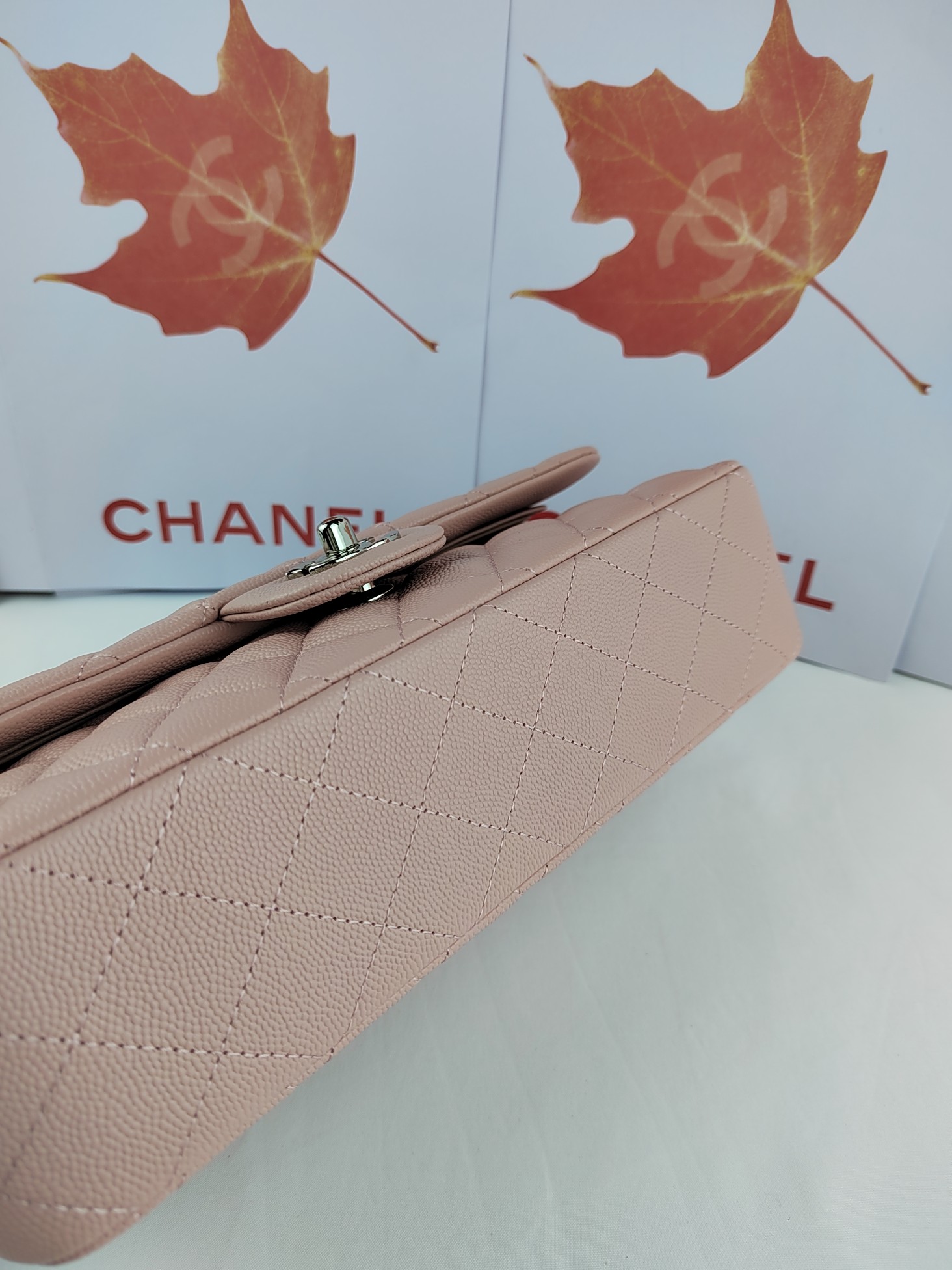 顶级货_厂跑量价高端定制品Chane1ClassicBag01112演绎了Chane1的经典高雅简约精美