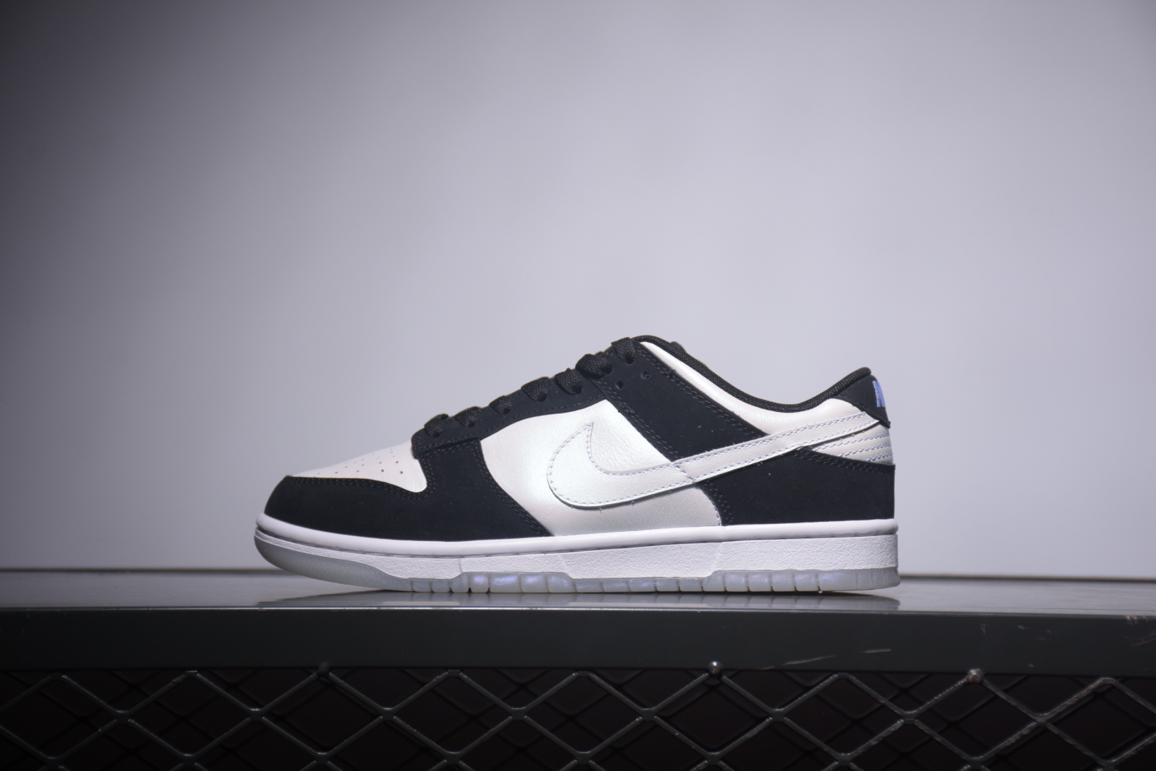 G0 纯原Nk SB Dunk Low “White\/Black” 钻石熊猫 人鱼姬珠光 情侣款