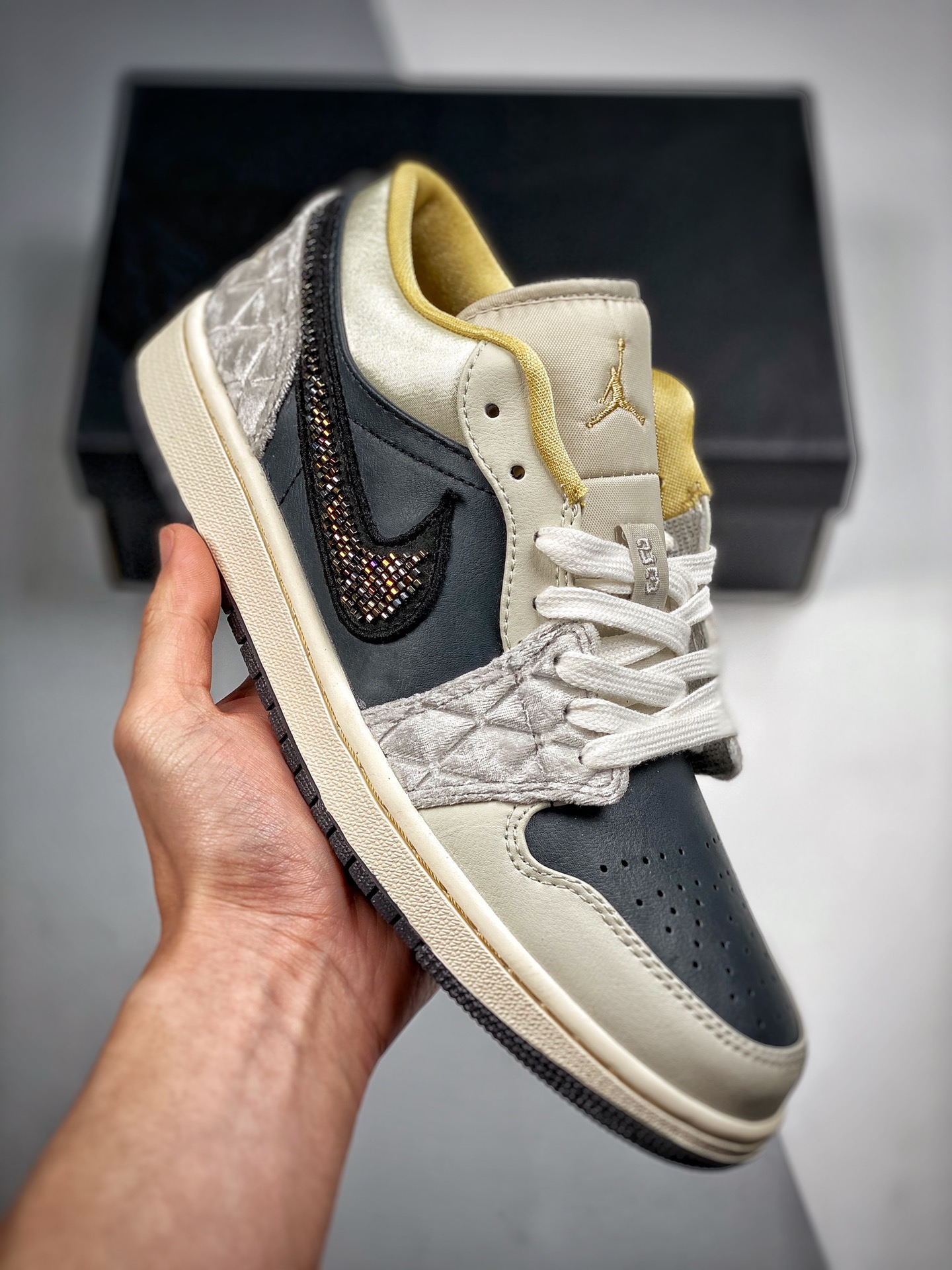 -4 Air Jordan 1 Low negro gris satén, AJ1 zapatillas casuales de caña baja, colores oficiales sincronizados, única vers…