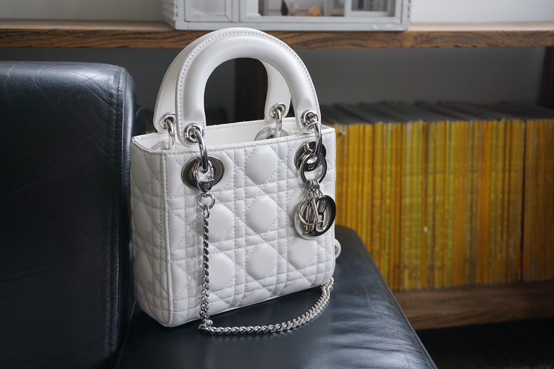 Dior Lady Buy Handbags Crossbody & Shoulder Bags White