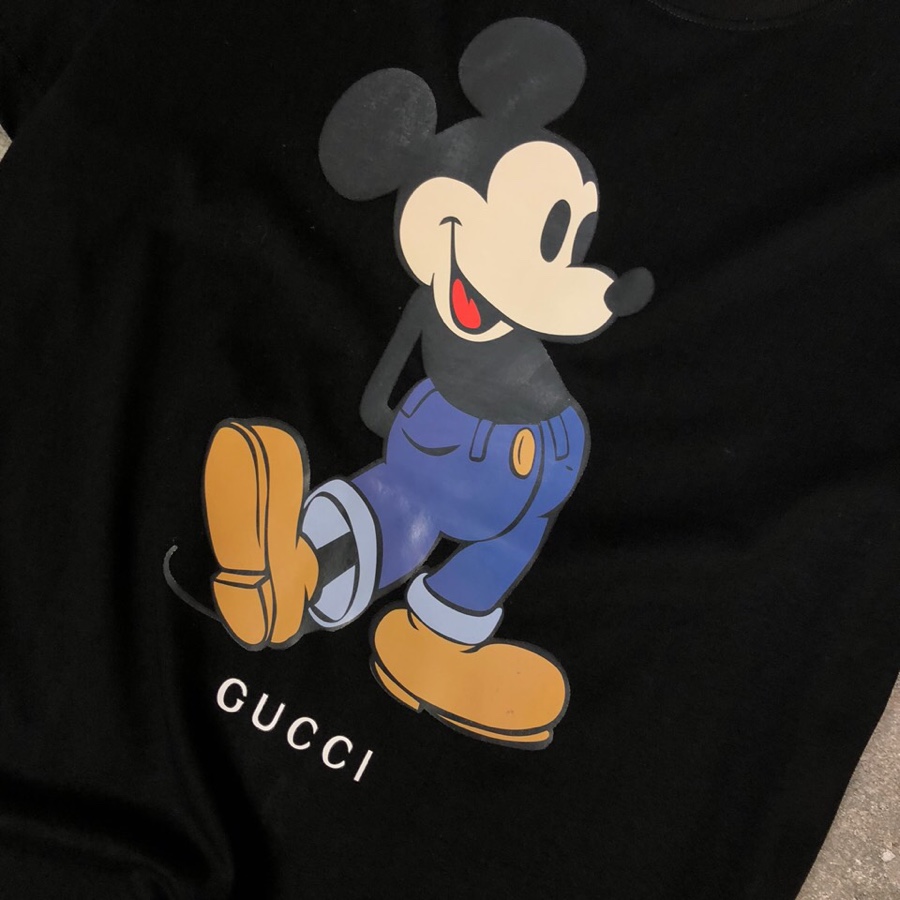 情侣款穿220斤古奇Gucci*码数M-4XL原单品质衣服请认准洗水唛️澳洲新丝光棉️最新款男装短袖T恤