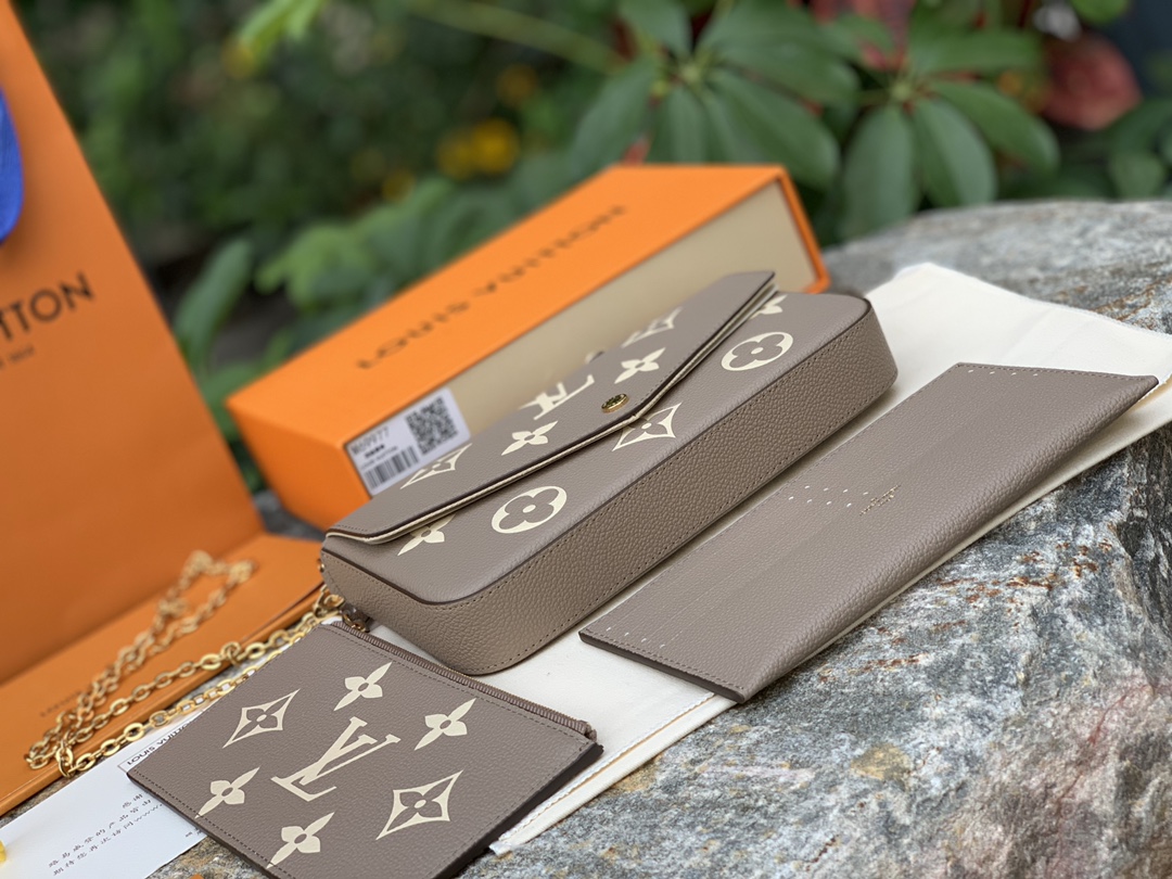 🌼 m69977灰色尺寸21 x 12 x 3 CM香港官网14 100在售！第一眼直接被它的颜值吸引了