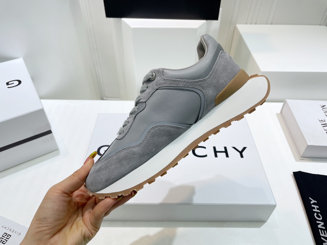 Givenchy 2022 Spring New GIV Sneaker: Lighter Material, Monochrome Design - 图片 7
