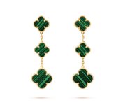 Van Cleef & Arpels Jewelry Earring Set With Diamonds